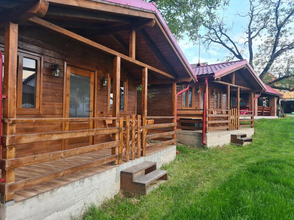 Вилла Cabanutele Din Lemn Chiscau Экстерьер фото